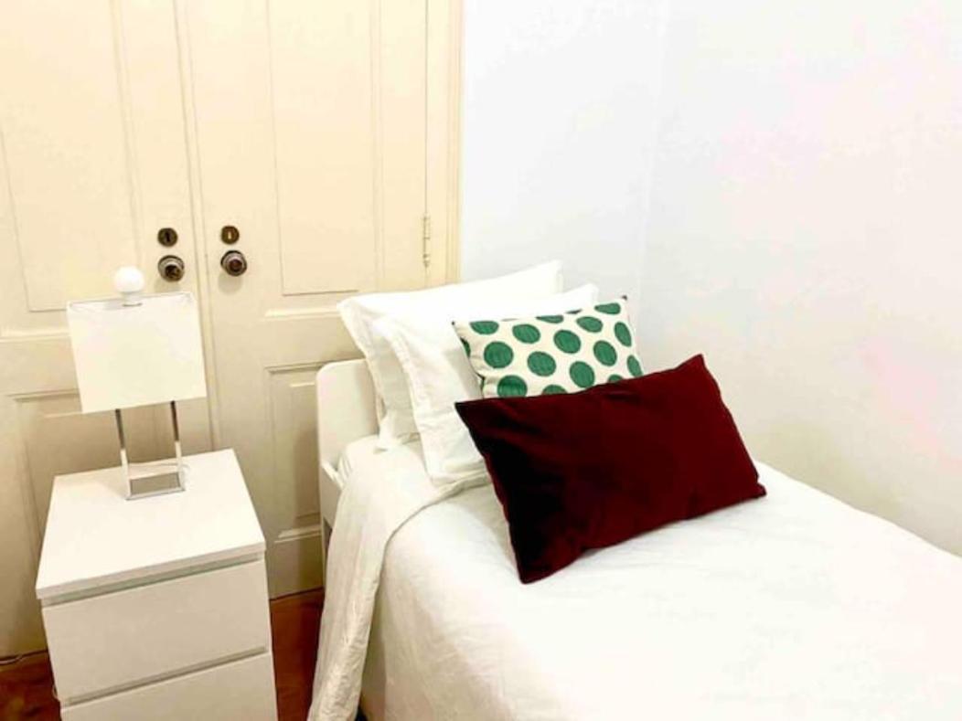 Apartamento Romantic Chiado 7 -private Small Single With No Outside Window Lisboa